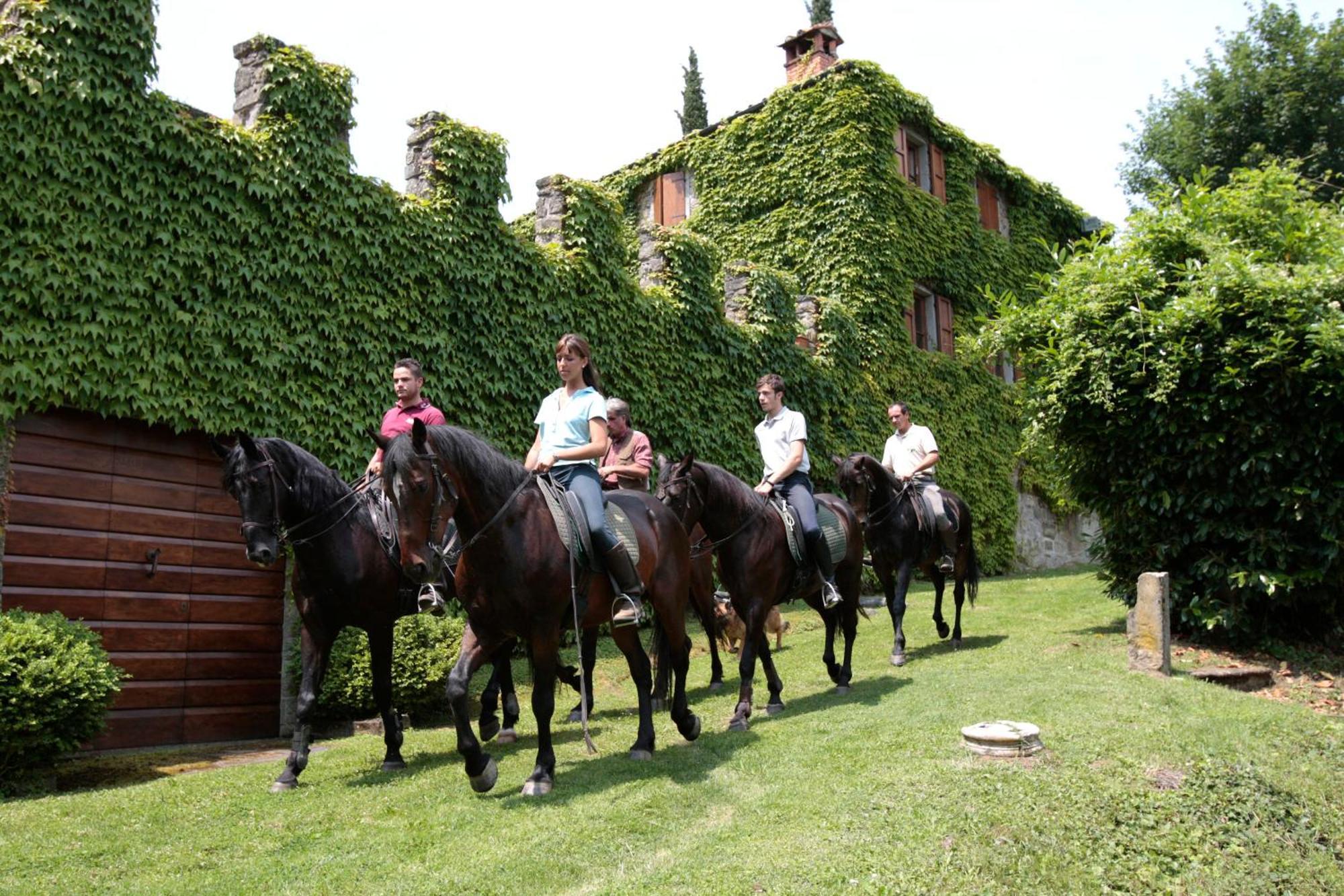 Agriturismo La Forra Кавриля Екстериор снимка